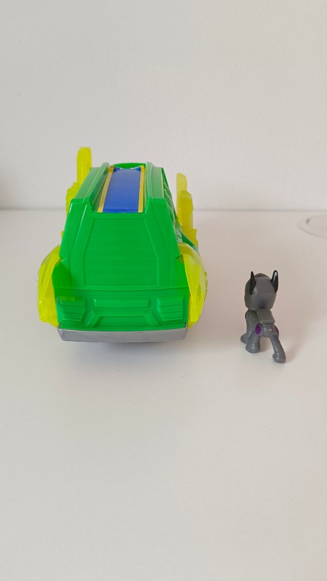 Camión Paw Patrol con personaje