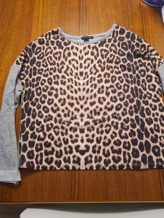Camiseta BLANCO Animal Print Gris y Marrón