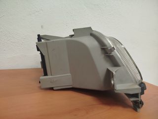 Faro delantero con intermitente Clio 1
