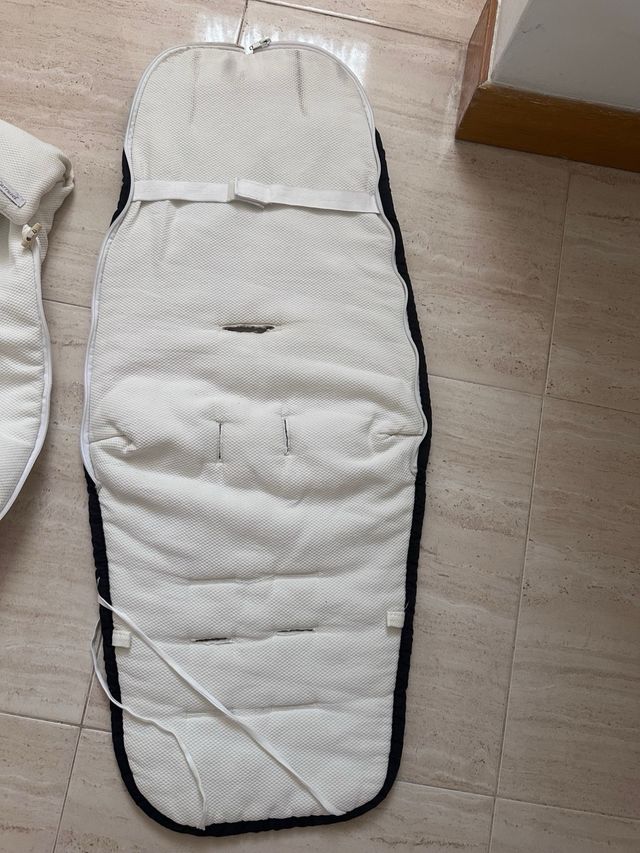 Saco y colchoneta para silla de bebé