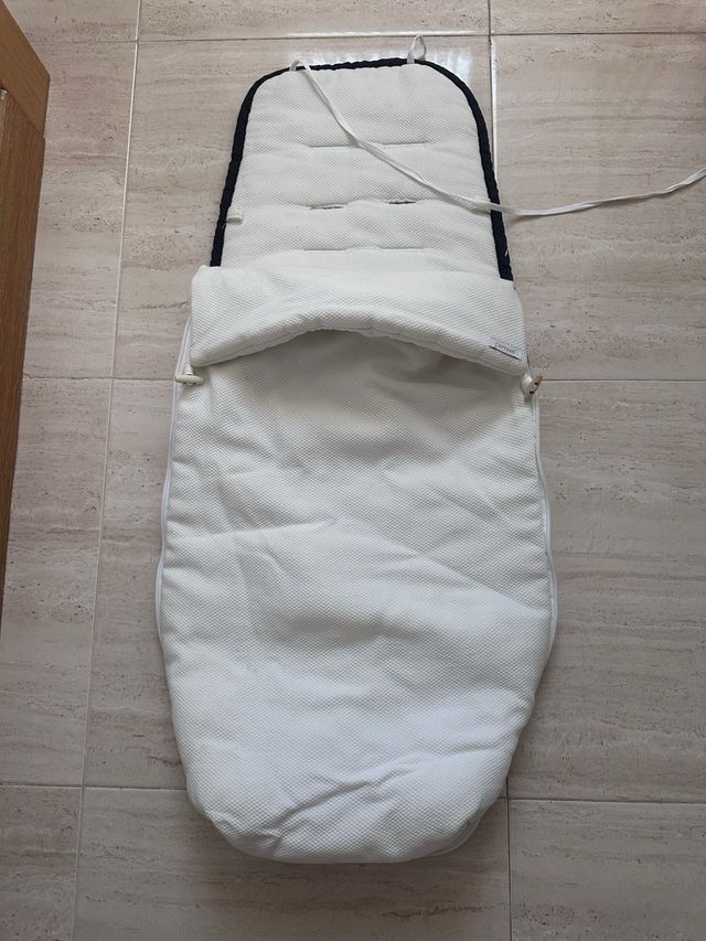 Saco y colchoneta para silla de bebé