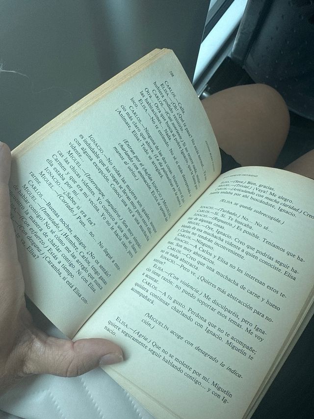 En la Ardiente Oscuridad (Nueva Austral Series)