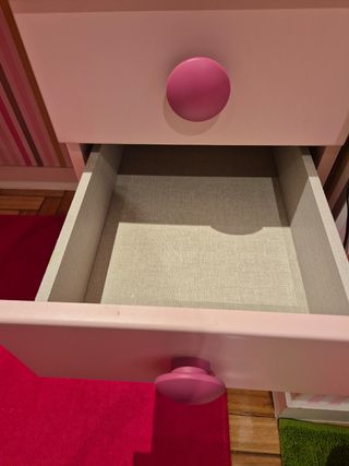 Mesa escritorio infantil con cajonera rosa