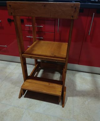 Torre de aprendizaje de madera