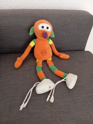 Peluche naranja MiC
Com nou