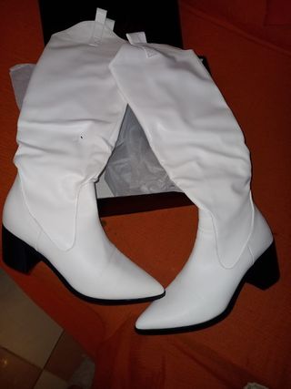 Botas de mujer blancas