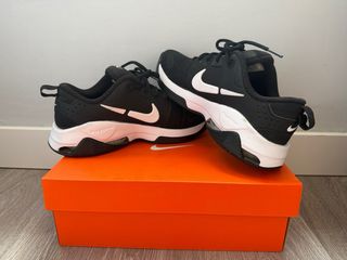W NIKE ZOOM BELLA 6