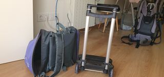 Patines blancos talla 36-37 + mochila con carro