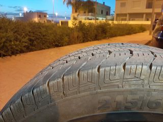 4 Cubiertas de Carga 215/65 R16C