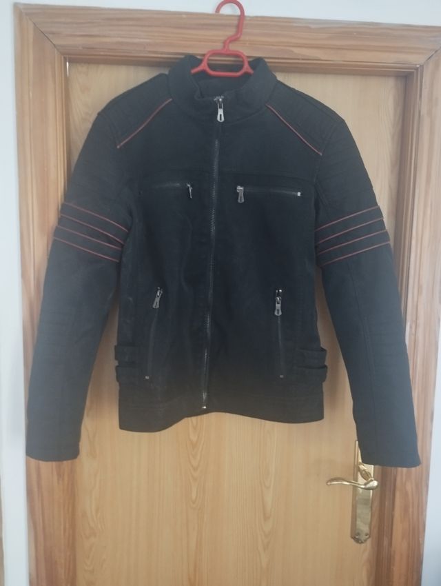 Chaqueta de cuero negra para otoño/invierno