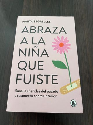 Abraza a la niña que fuiste