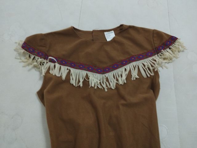 Disfraz Indígena Marrón con Flecos