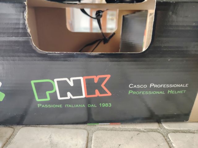 Casco da bici PNK verde e bianco