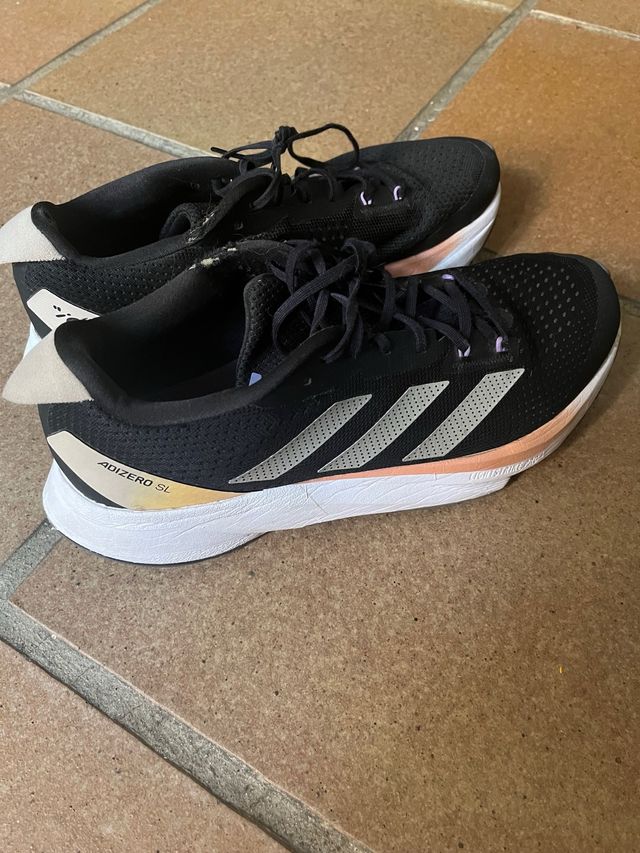 Zapatillas Adidas Adizero SL Negras y Rosas