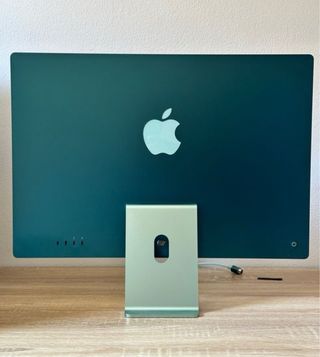 iMac M1 - 24" -8GB-256GB SSD Verde