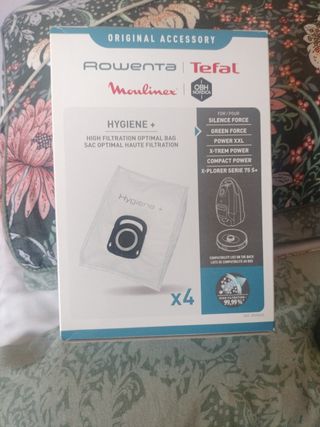Aspiradora Rowenta 2200w RO68PE3.Todos accesorios 
