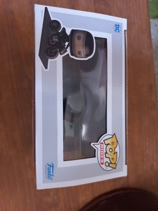 Funko Pop! Selina Kyle On Motorcycle 281