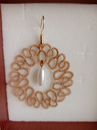 Pendientes de encaje (frivolité ) hechos a mano