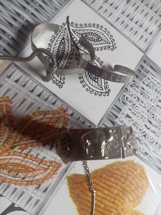 Pulseras Bisutería Sara Marruecos está cuesta 20€