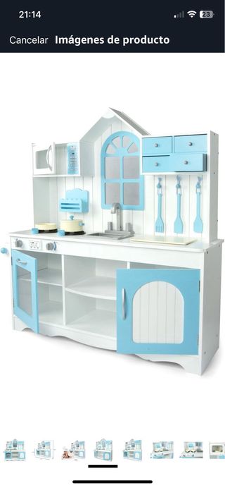 Cocinita de madera infantil con accesorios