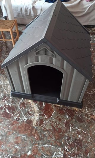 Caseta Perro Grande Negra/Gris Plástico