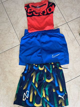 Set di abbigliamento sportivo per bambini taglia 7-8