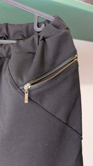 Leggings negros con cremallera