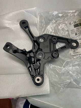 Staffa pedana Kawa Z900 DX 20cod 35063-1442-18R