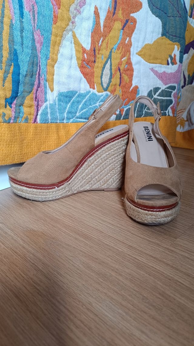 Cuñas esparto beige talla 36 (un uso)