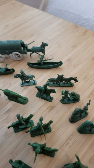 Figuritas Montaplex Indios y Vaqueros