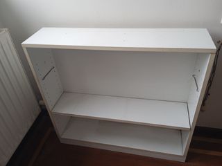 Estantería blanca juvenil y 2 muebles rinconeros