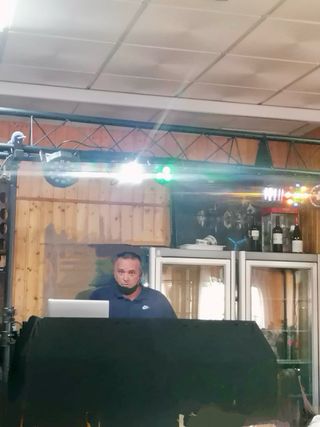 Cockpit simulación y música dj todos los palos