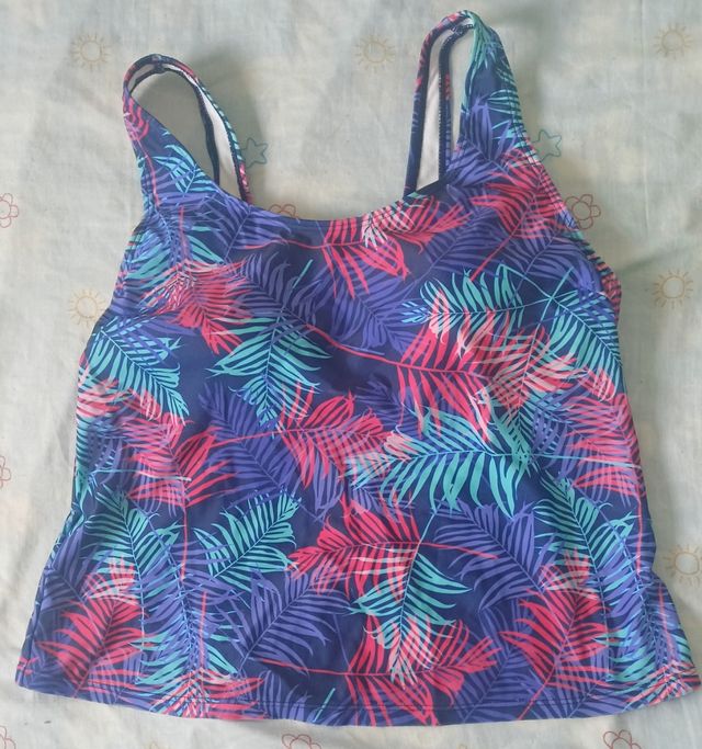 Camiseta de baño XL con relleno