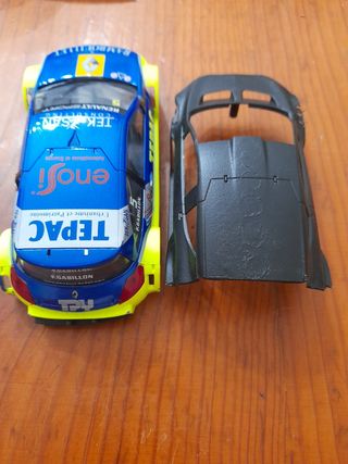 Coche Scalextric Renault Megane Trophy Azul8