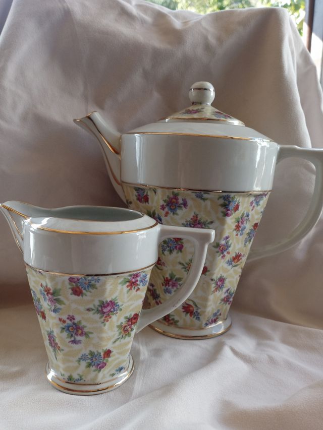 Caffettiera e Lattiera porcellana Dorata