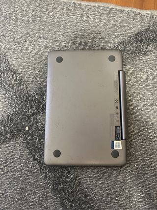 Ordenador ASUS gris para piezas