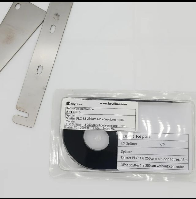 Caja Empalme Fibra Óptica KeyFibre con Split