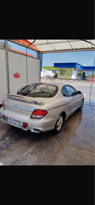 Hyundai Coupe 2000