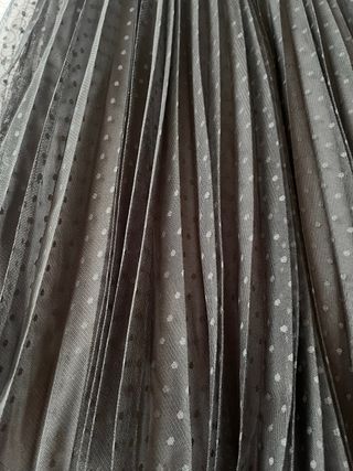 Falda midi negra
