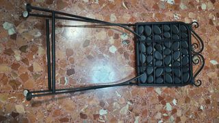 Mesa y 2 Sillas Hierro y Madera