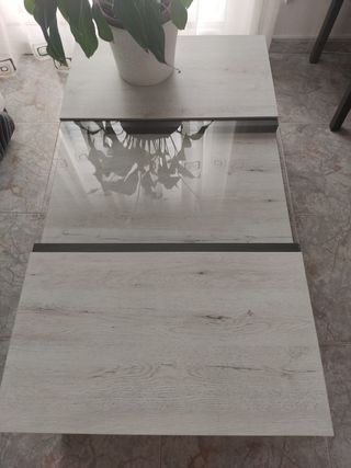 Mesa de centro - madera y cristal