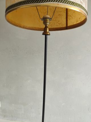 Lámpara vintage de pie Mid-Century francesa