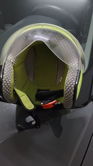 Casco Moto Infantil Amarillo Tiburón