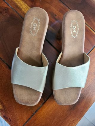Sandalias Zueco Doradas QH talla 38