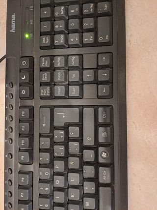 Ordenador Packard Bell + Monitor Compaq 17'