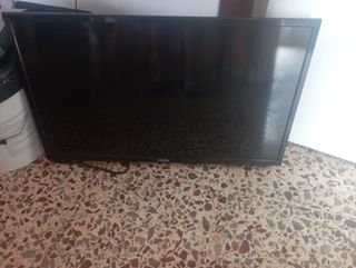 Televisor Haier 32 para piezas o arreglar