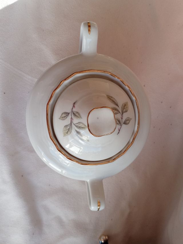 Zuccheriera con decoro floreale