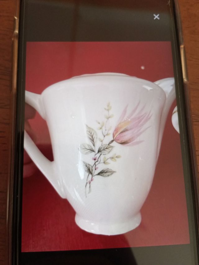 Zuccheriera con decoro floreale