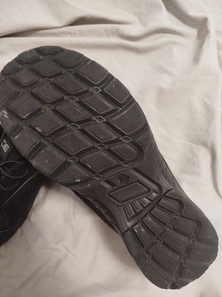Zapatos de trabajo negros talla 41