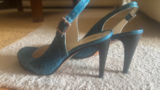 Zapatos de tacón Farrutx piel serpiente azul